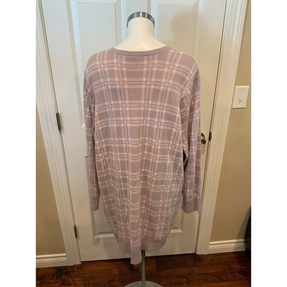 Torrid Gray & Light Pink Plaid Boyfriend Button-Up Cardigan, Size 4 (4X) Plus - Picture 6 of 7
